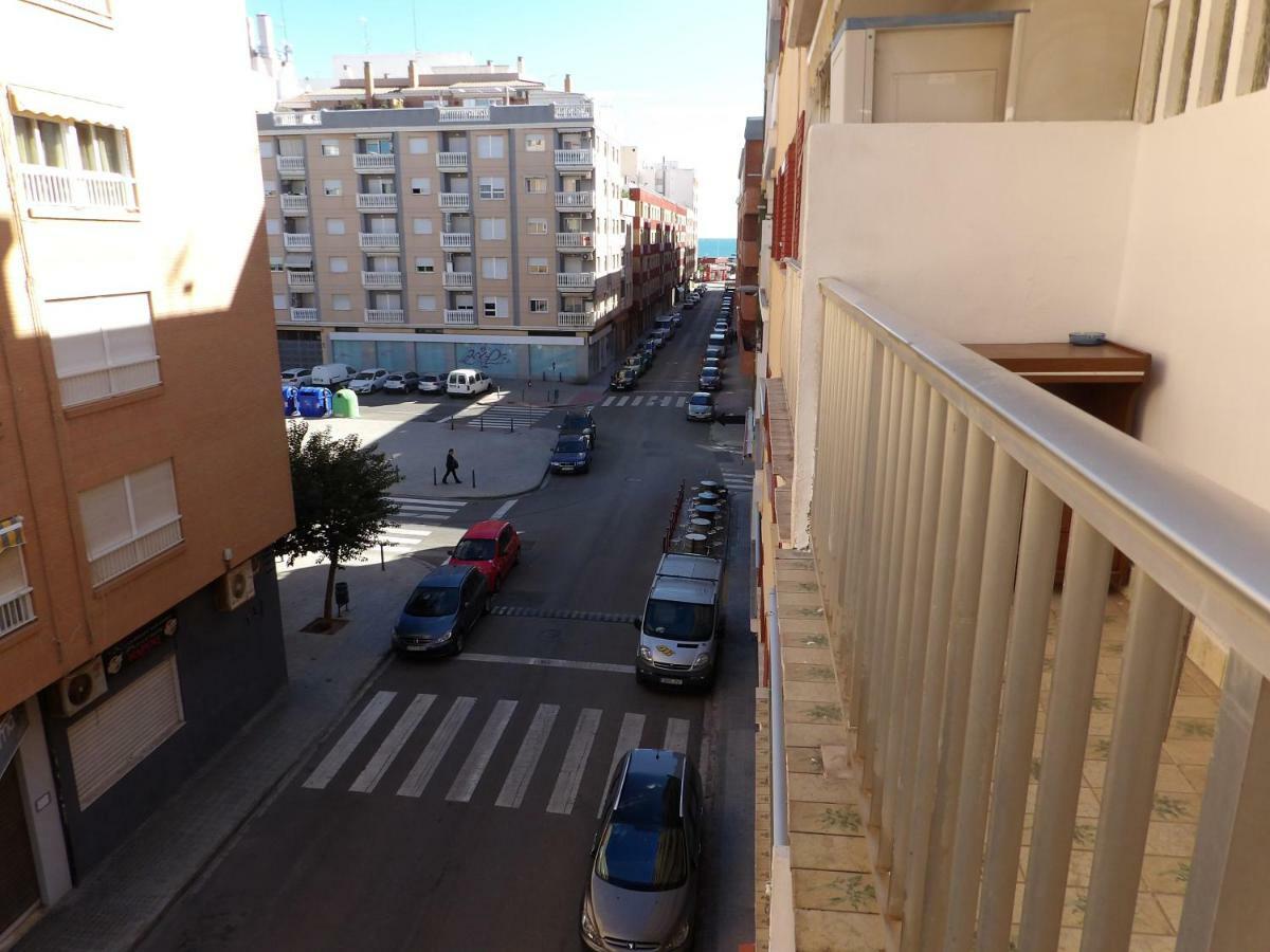 100 Metros De La Playa Apartman Sagunto Kültér fotó